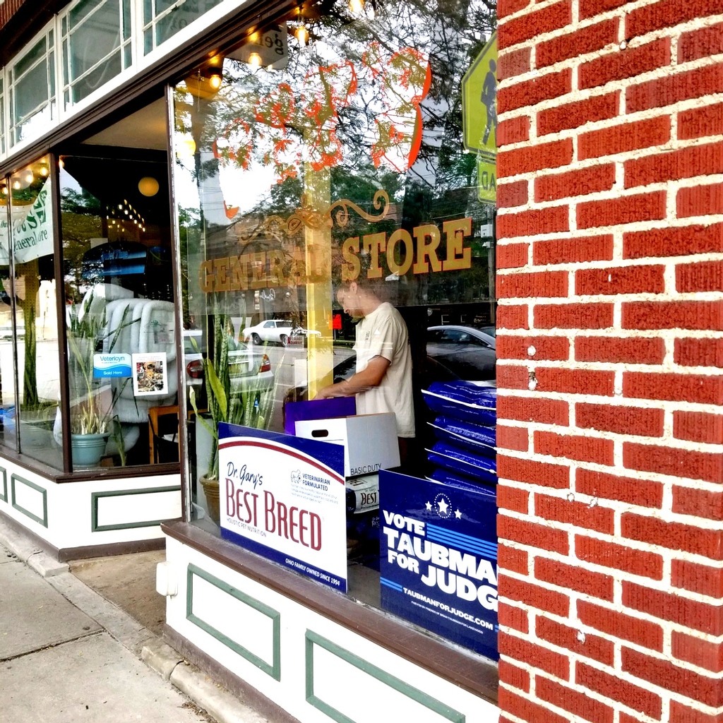 Thank you to another one of Lakewood's great small businesses for their support! Go see our friends at Pets General Store at 16821 Madison Ave! #TaubmanForJudge #TaubmanForLakewood