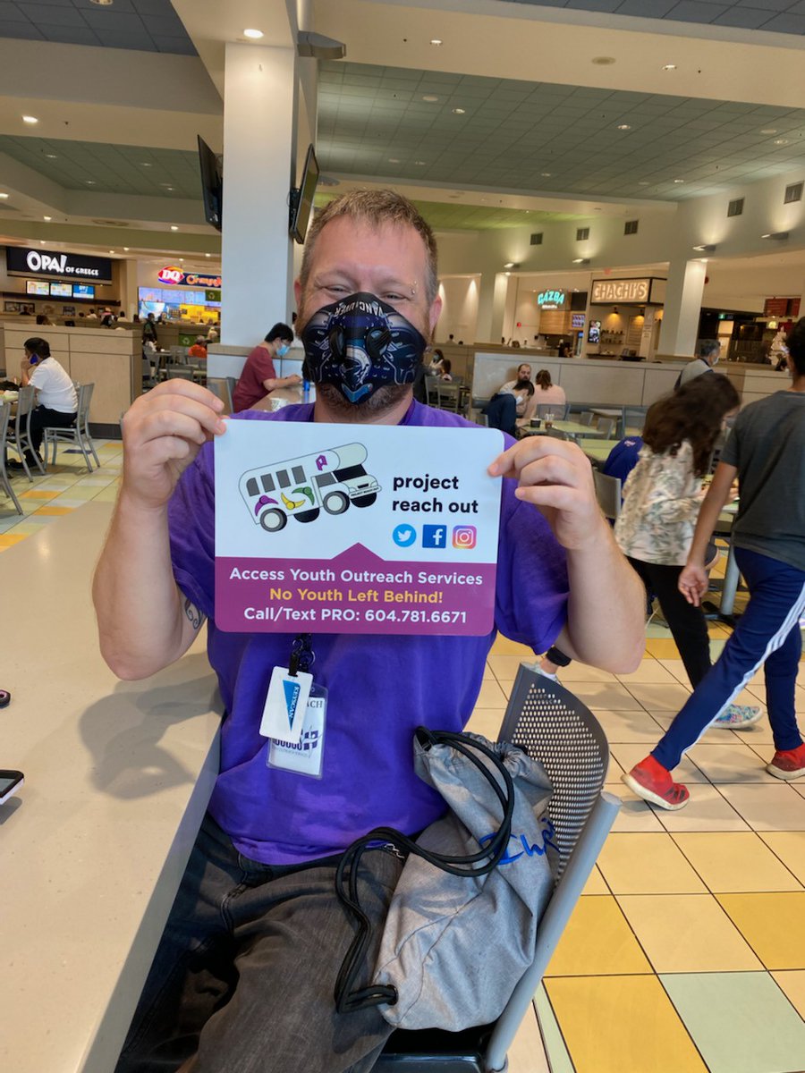 accessyos's tweet image. Mike &amp;amp; Vishad sharing the new PRO vehicle magnet decals!! @coquitlamcentre @PaladinSecurity #connectingwithyouth #projectreachout #community