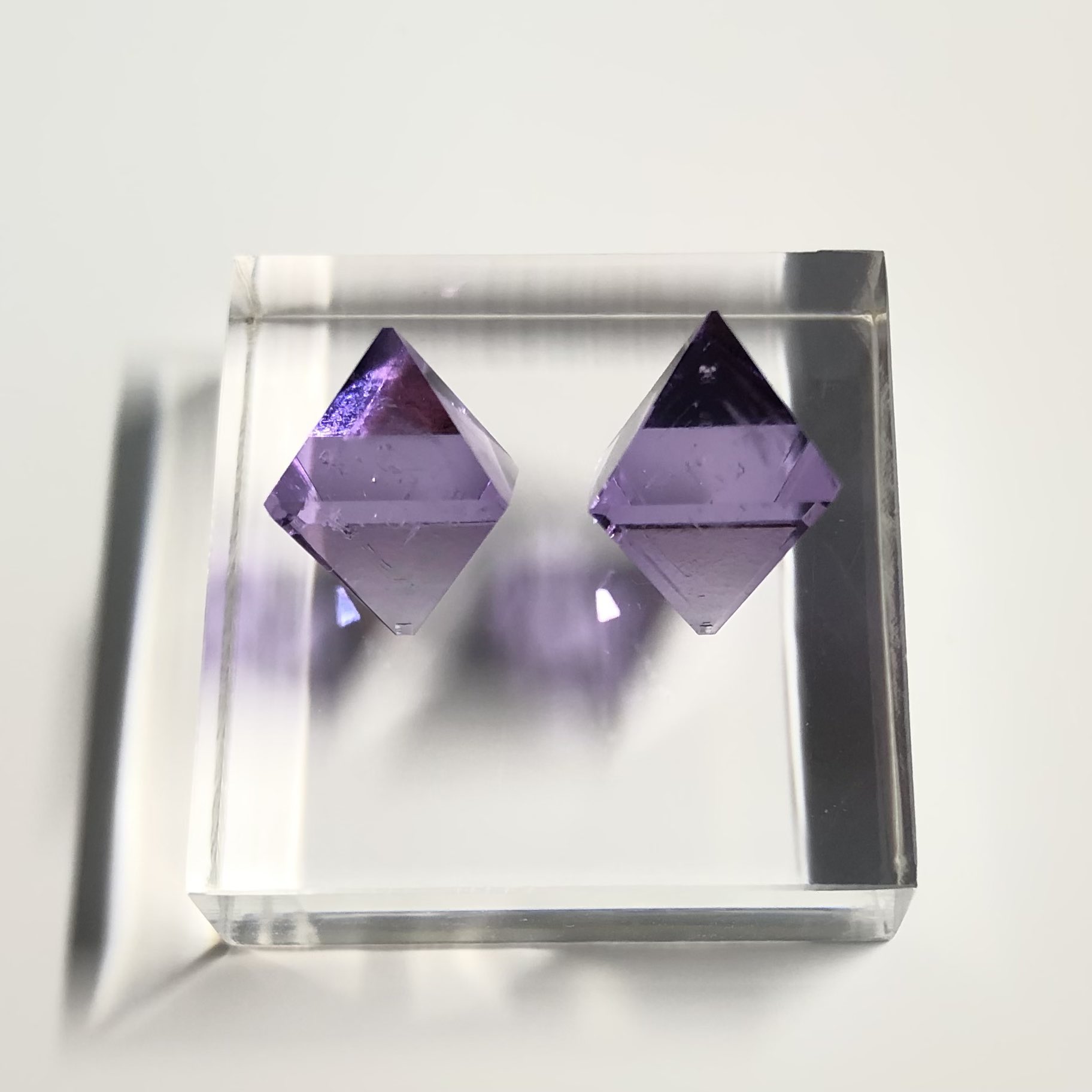 Manzana クロムミョウバンとの混晶 ダイソーの実験キットから寝かせ式蒸発法で作成 T Co Aqwunk7e3g Twitter