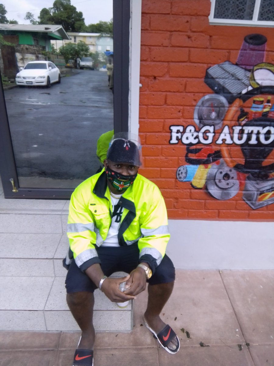 SternRoberts's tweet photo. Do You see what u want to see https://t.co/thbZBcFqrD
