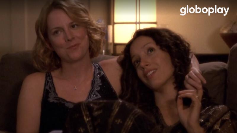 globoplay's tweet photo. O 🌈 Glô 🌈 acordou 🌈 cheio de amor 🌈 e quero 🌈 transmitir tudo isso 🌈 pra vocês 🌈
em forma 🌈 de maratona:

🌈 As Five
🌈 Wynonna Earp
🌈 The L Word
🌈Glee https://t.co/33em02XOvY