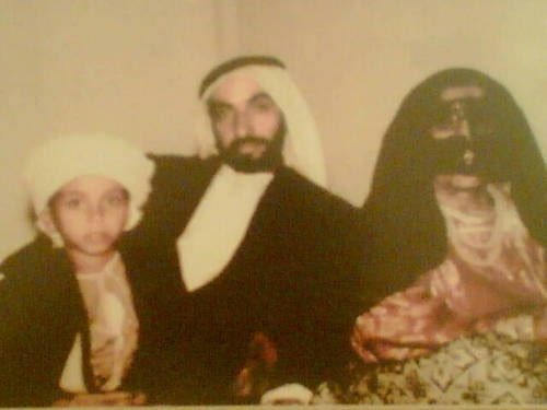 Salem | سالم - @shamsa الشيخ زايد بن سلطان رئيس الامارات الراحل ووالدتة الشيخة سلامة بنت بطي وولدة سلطان بن زايد" عام 1958م. https://t.co/peZ9HAo0us