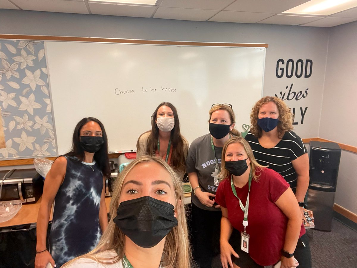 Roosevelt’s first in-person PD!! Team building scavenger hunt around the school. #ThePackisBack