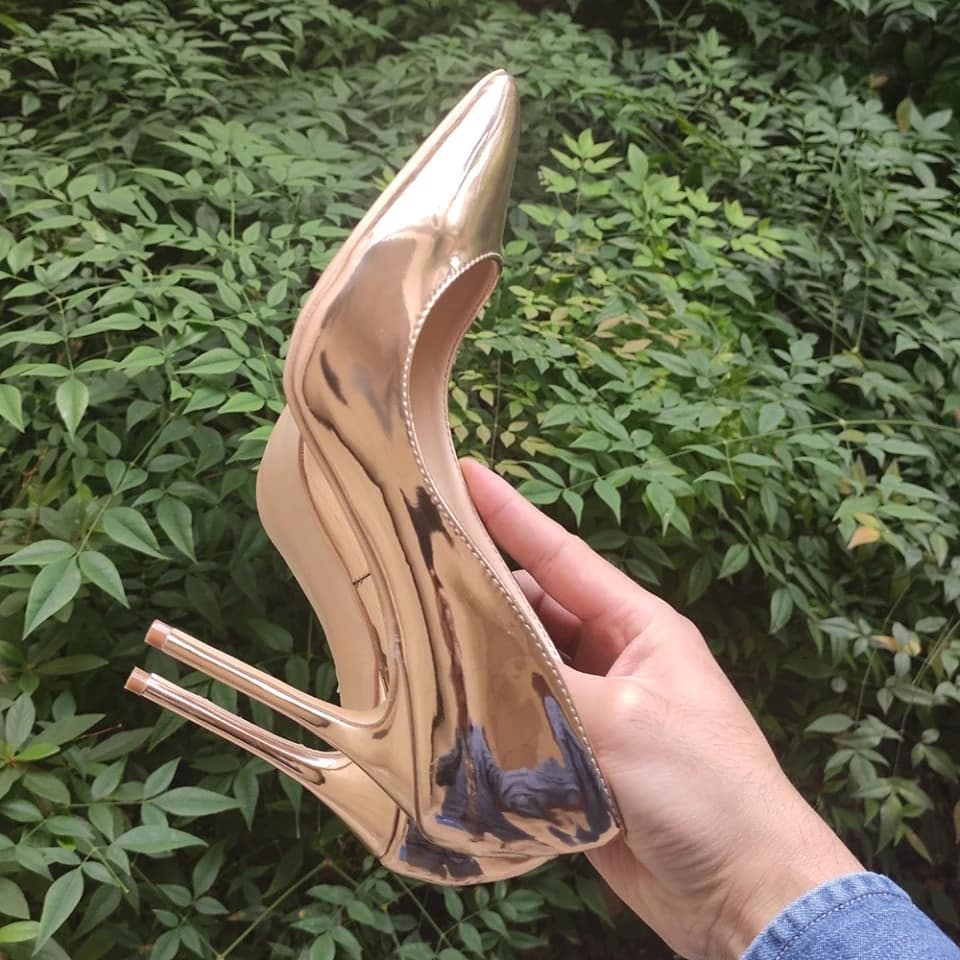 TheClst1's tweet photo. Heels available R450. 00 #GirlTalkZA #Girlbuy #DJSBU #Tembisa10 #TakeABeerToWorkDay #Nandos #Ronaldo https://t.co/k0FyAtcPMs