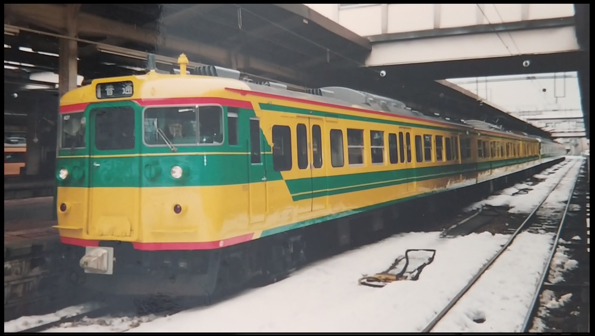 こばけん鉄道ちゃんねる 1996年2月12日撮影 115系n31編成ジェフユナイテッド色 T Co Nx58aythz1 Twitter