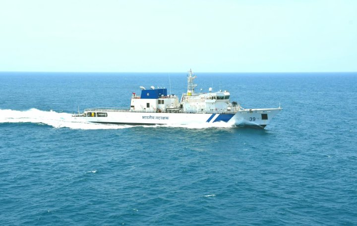IndiaCoastGuard tweet picture