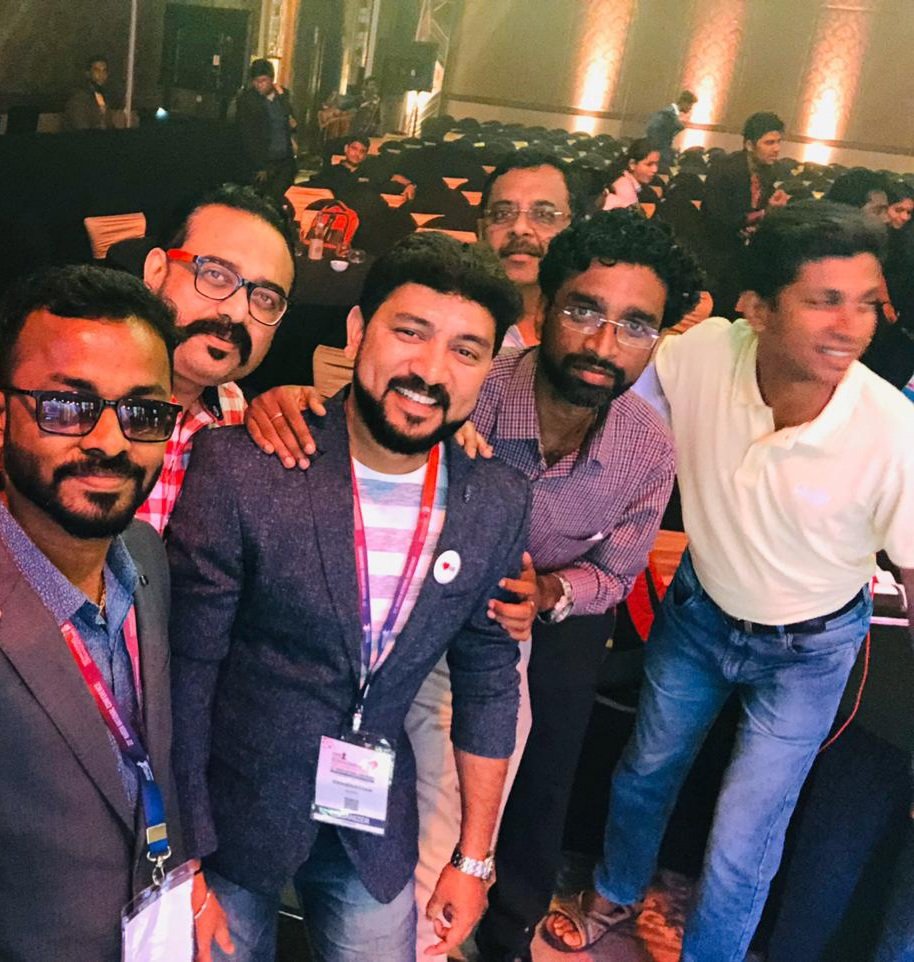 Swaminathanlaks's tweet image. Awesome memories #NHRDNC19 @ThiruHR @ashishgakrey @sathish_ganesh @achyutmenon @anisharavind! 😃 Can&apos;t wait anymore for these meet-ups and conferences again. #hr #networkingisfun @LionelJDPaul @shyamprakashk @Pandiaraja4
