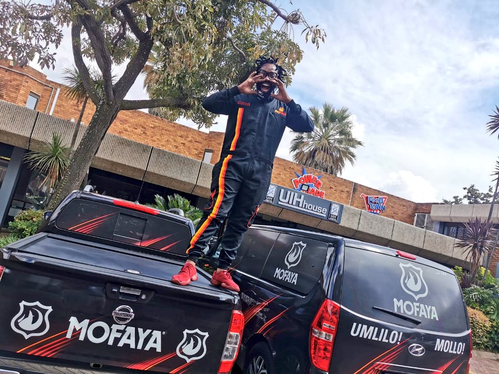 djsbu's tweet photo. Rise &amp; grind my brothers and sisters its a brand new day. Saturday means a day to promote your black owned business under this tweet using this hashtag #DJSBU I will retweet every tweet no questions asked.

This👇🏿my hustle, let's see yours!
@mofaya_official https://t.co/kBlD0QSIvl