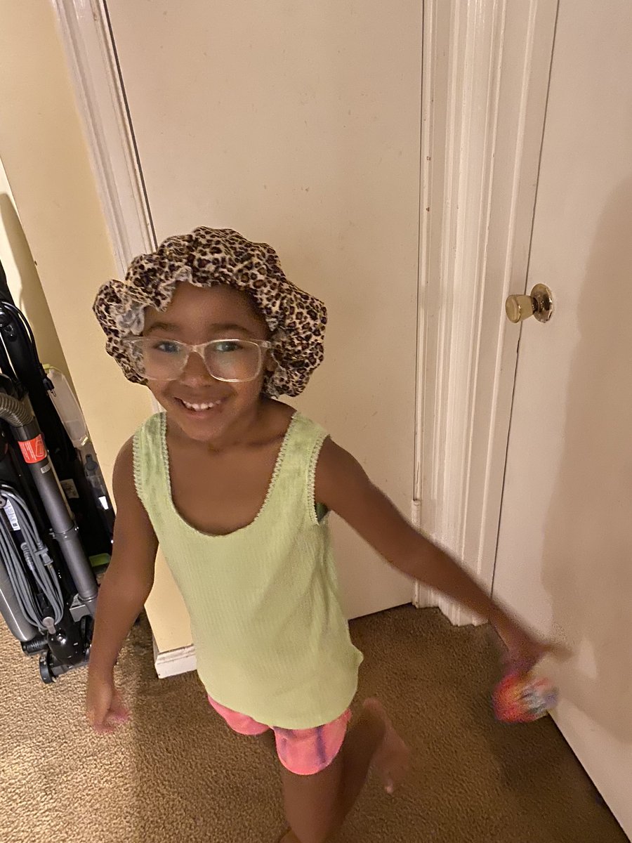 MsPattyJackson's tweet photo. She got her bonnet! We start em early. #bonnetclub #protectyourhair https://t.co/zVt6ifh7st