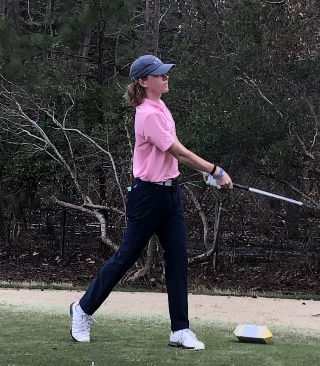 Beat darkness tonight to complete the first round of team qualifying.  A 5-under 67 from <a href="/nickATnite1738/">Nick Rakes</a> leads the way.  Brendan Dunphy, Daniel George and <a href="/clmichael11/">Christian Michael</a> all posted under-par scores as well.  Round 2 begins early in the morning.  #GoWood