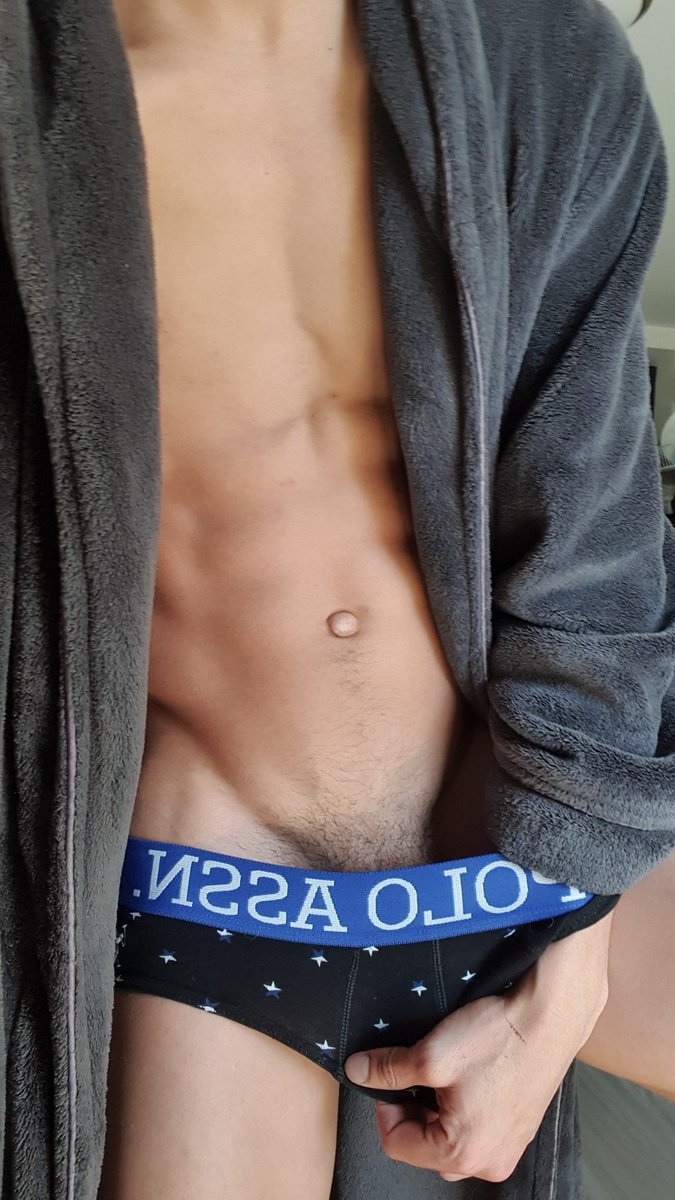 Mikeysupagain's tweet photo. Yay new fans✌
RT for a surprise DM 😈
#jocks #hung #dick #fitguy
#underwear #nude https://t.co/vUR4ggh0BV