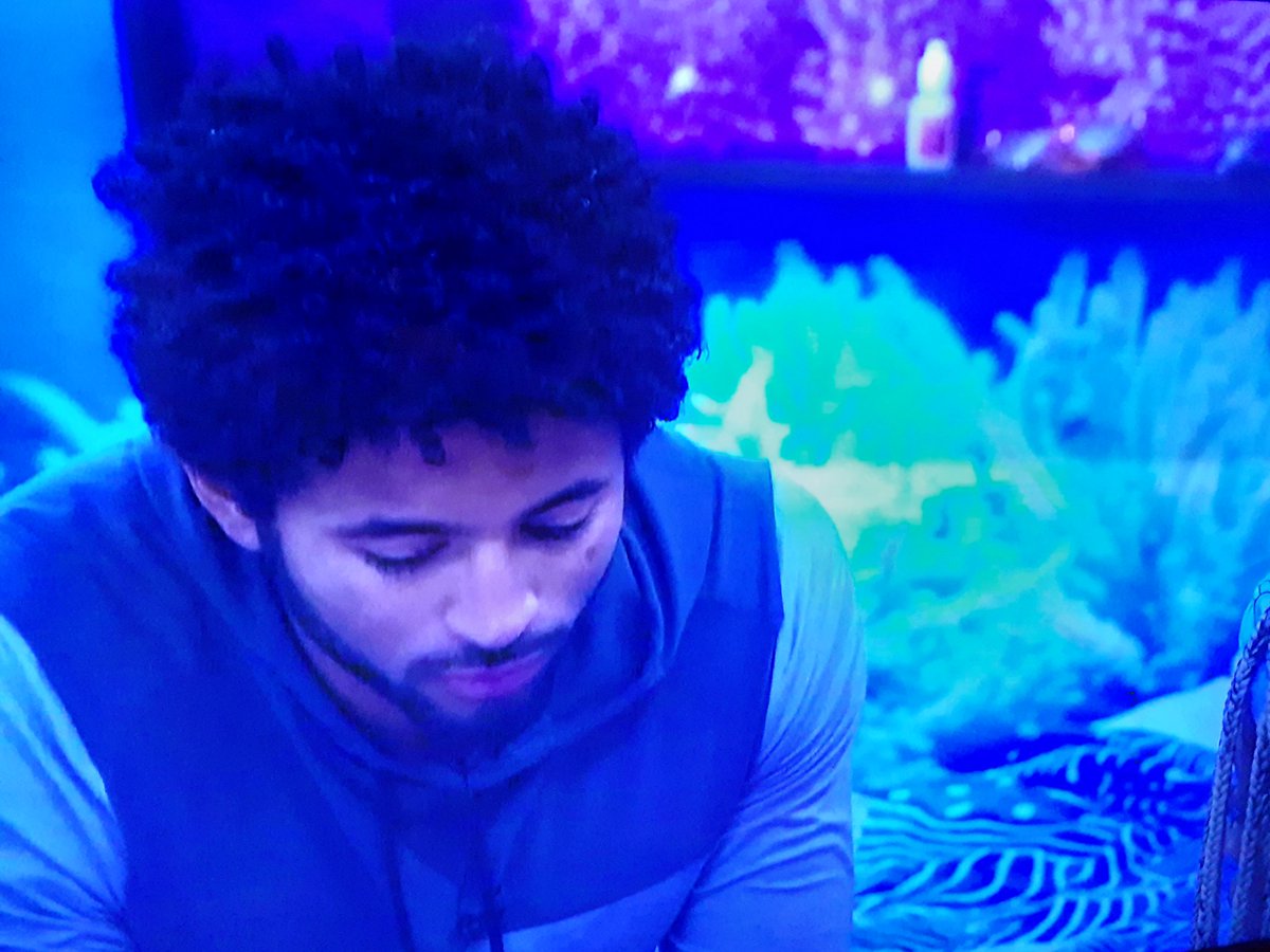 BBTGUPDATES's tweet photo. Splain yoself #Kyland Splain. #SB saying you dont care who the casualty is as long as it's not YOU https://t.co/YVb0IpiIcC