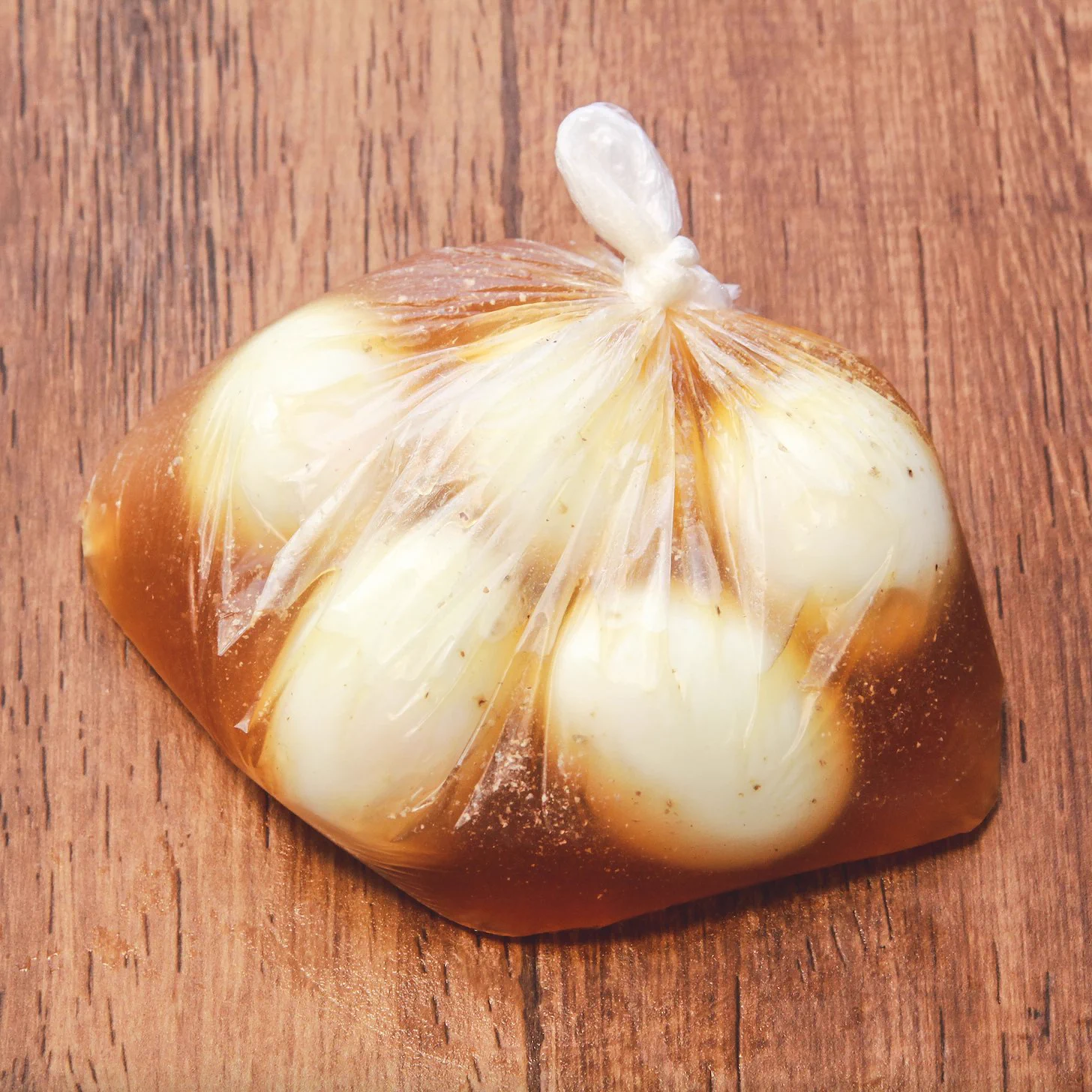 一度に2、3個食べられちゃう美味しさ？！鶏ガラなどの旨味が効いた味玉レシピ！