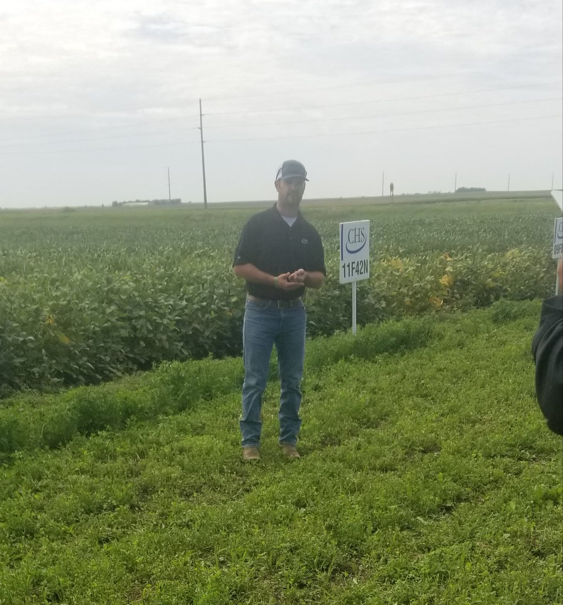 The man, the myth, the legend <a href="/RealSkattum/">Tanner Skattum</a> .thanks for the <a href="/AllegiantSeed/">AllegiantSeed</a> update at @CHS_Brandon1 plot and @CHSAgSolutions product update.