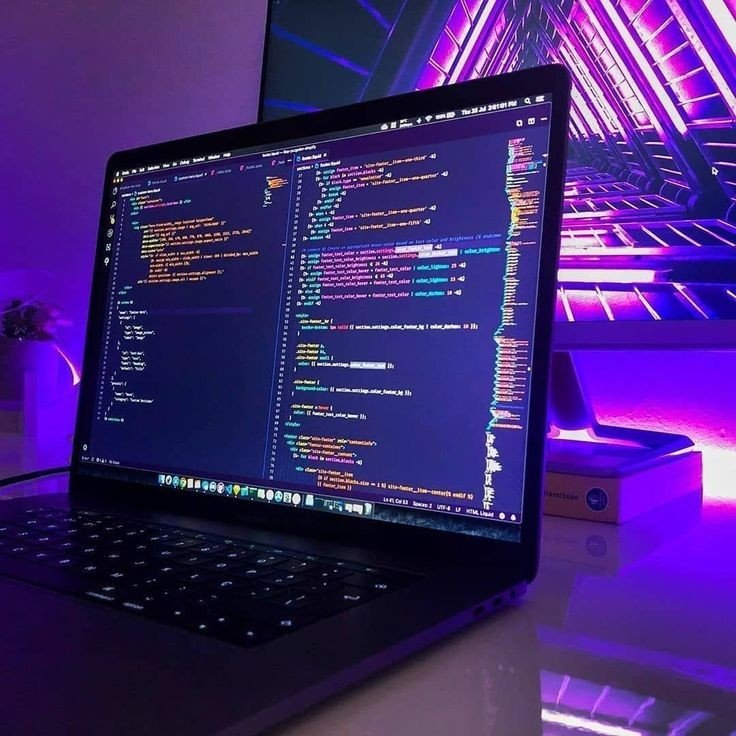 4_programmer's tweet image. Programming aesthetic ✨💜
#programmer #programfolback #python3 #JavaScriptDeveloper