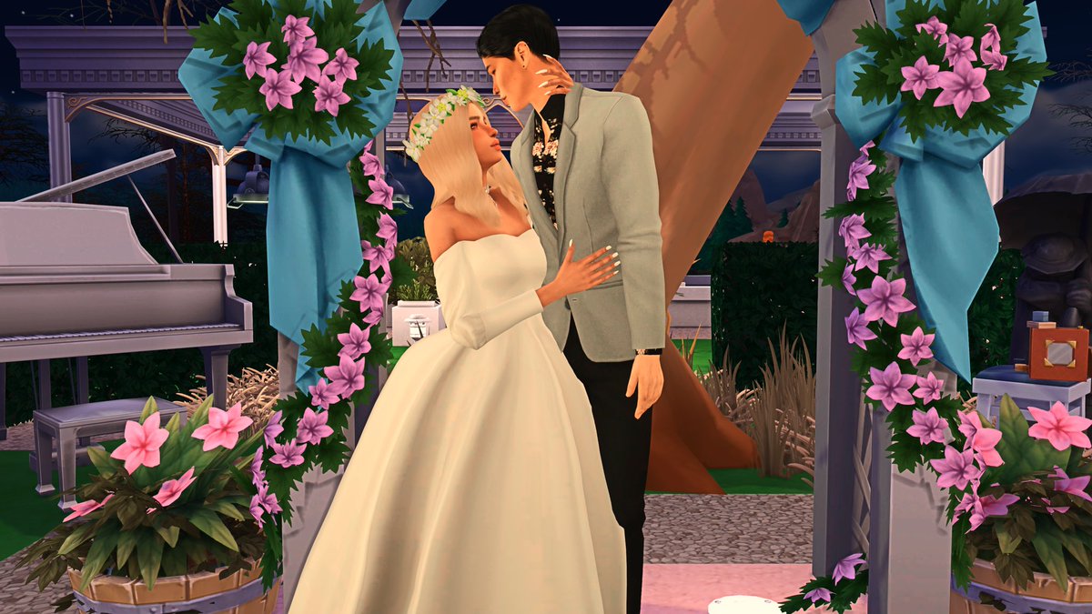 aleesha_madison's tweet photo. Some more photos from Arcadia and Williams wedding, these photos are more with with Arcadia side of with family, her Sister, Mum and Dad then her Grandmother too! 

#thesims4 #sims4 #tobemarried #sims4notsoberry #sims4wedding #sims4family #sims4legacy #notsoberry #sims4game #cc https://t.co/PmKrt7ETv5