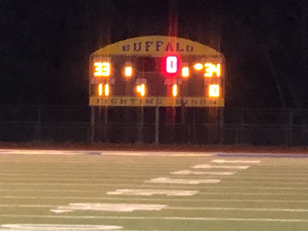 CoachCarroll11's tweet photo. Went from 32 point underdogs tonight to winning 34-33 with a goal line stand! #theelkway https://t.co/Fkv1Ong163