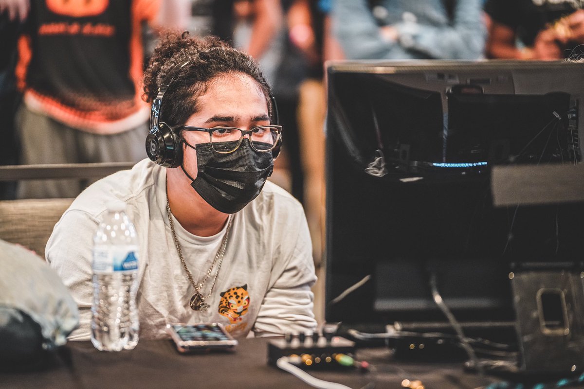 jgraymedia_'s tweet photo. A few of So Cal’s finest ~
@2ggaming Mega Smash Monday’s (MSM) 240| Sony A7RIII  70-200 GM
#SuperSmashBrosUltimate #2GG #MSM #Nintendo #mazergaming #mazerup #world8 #ucie #carnagegaming #UltimateSummit3 #UltimateSummit https://t.co/3pBGTrCPEU