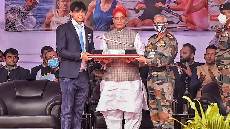 #ARMY  Sports Institute Stadium in Pune renamed after #TokyoRevengers  #Olympics gold #medallist #NeerajGoldChopra.@PMOIndia @adgpi @adgpi #Gold