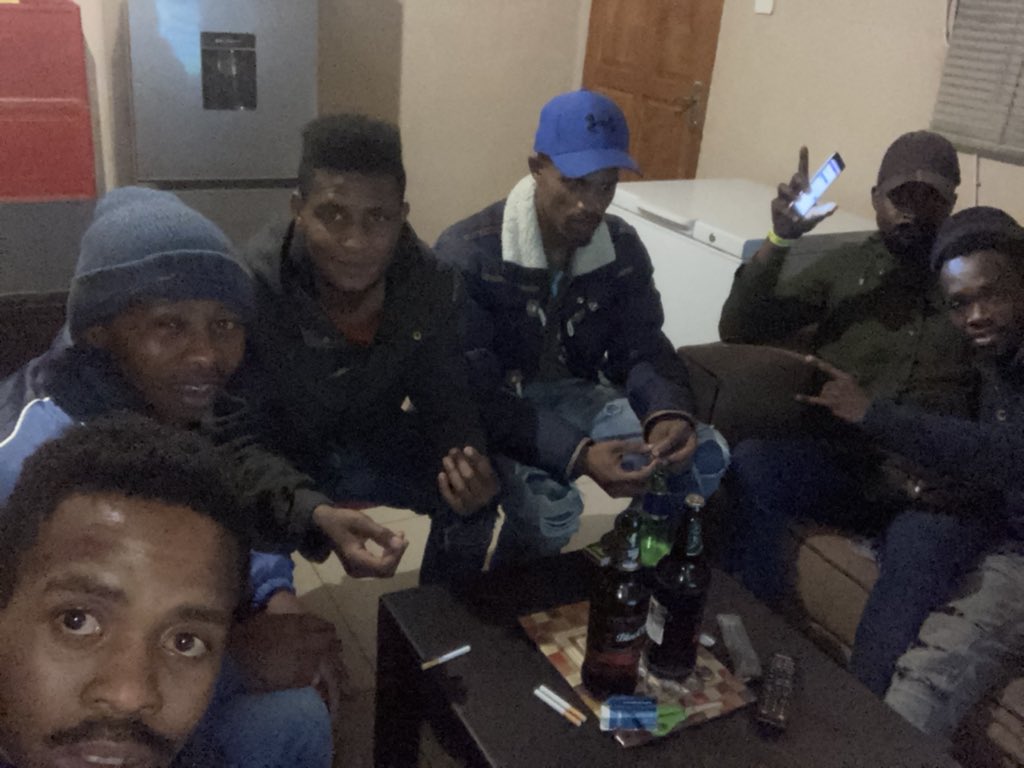 SiphamandlaMaj5's tweet image. #hit_refresh will are listening 👂 danko uncle Vinny