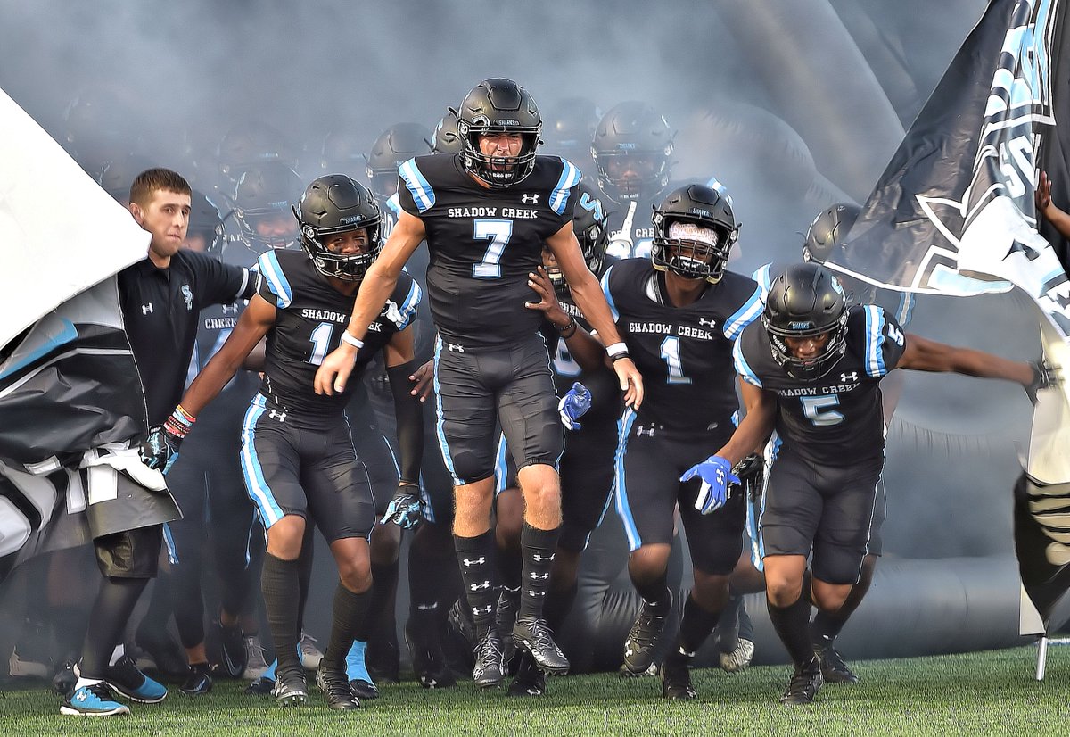 mikey_tex's tweet photo. @SCSharkFootball vs North Shore - 4
#finsup #alvinisdathletics #alvinsun https://t.co/OIan8MkQCb