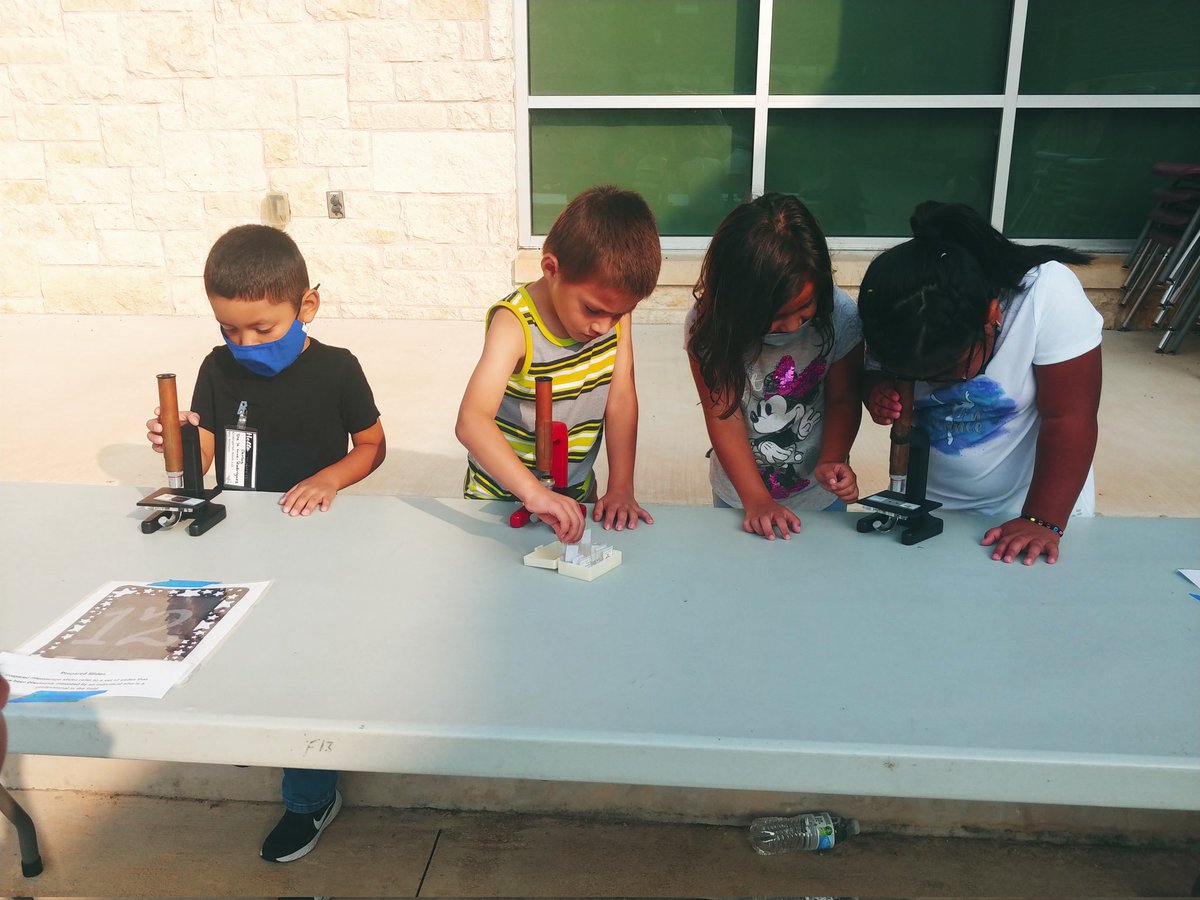 Our little scientists at Strawn had a blast today with the science exhibit Mrs. Meitler put together. They got hands on experience with different type of science tools and equipment like scales, thermometers, microscopes and beakers. <a href="/ScienceRocksABS/">Rip</a> <a href="/ABStrawn/">AB Strawn Elementary</a> @ABSProud