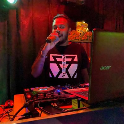 djsathiskumar's tweet image. #NewProfilePic