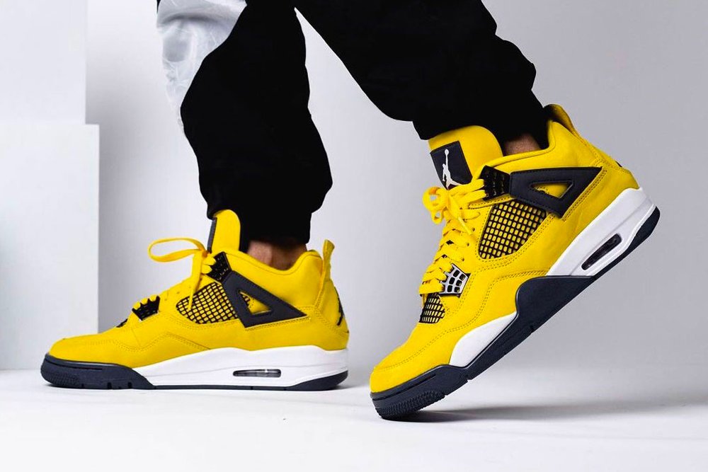 Air Jordan 4 Retro âTour Yellowâ â Sneaker Steal