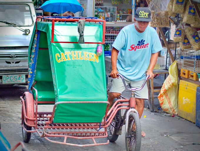 JasFajardo3's tweet photo. Saluting those whose striving hard for their families.. Iba kayo mga kuyang pedicab driver. #BayaniKoTo https://t.co/aQ639dSXSF