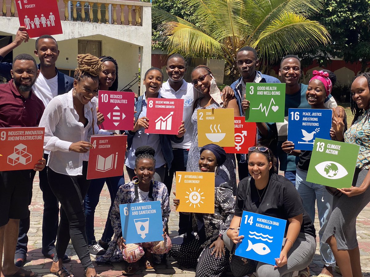 JosephatMaseke's tweet photo. Being a young person,you should have commitment,determination and have focus on your passion,however mostly important you have to connect,connect and connect yourself to positive people.
The Future is Now..!
#TIMUN2021 #sdg2030 #leavenoyouthbehind
#ElimikaWikiendi @YUNA_Tanzania https://t.co/hiXRpoX9Tm
