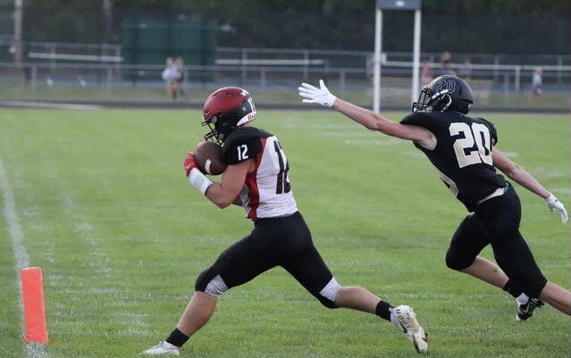 coachmonty11's tweet photo. Great TD throw &amp; catch sequence captured by Levi Jones-Definitely not the outcome we wanted tonight - our team had the EFFORT &amp; the ENERGY-we got better &amp; we know the EXECUTION will be where we want &amp; need it to be if we just STAY TOGETHER / STAY POSITIVE / STAY FOCUSED #KOMPETE https://t.co/QrOCte7NY3