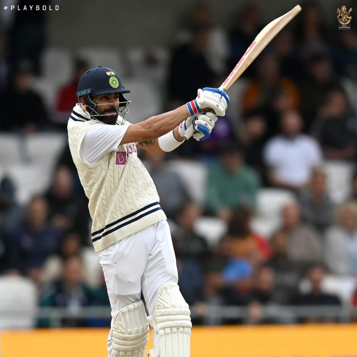 RCBTweets's tweet photo. Captain Kohli brings up his 2️⃣6️⃣th Test half-century just when the team needed it the most. 🙌🏻

Keep at it, Skip! 👊🏻

#PlayBold #TeamIndia #ENGvIND https://t.co/H9cD8HRocI
