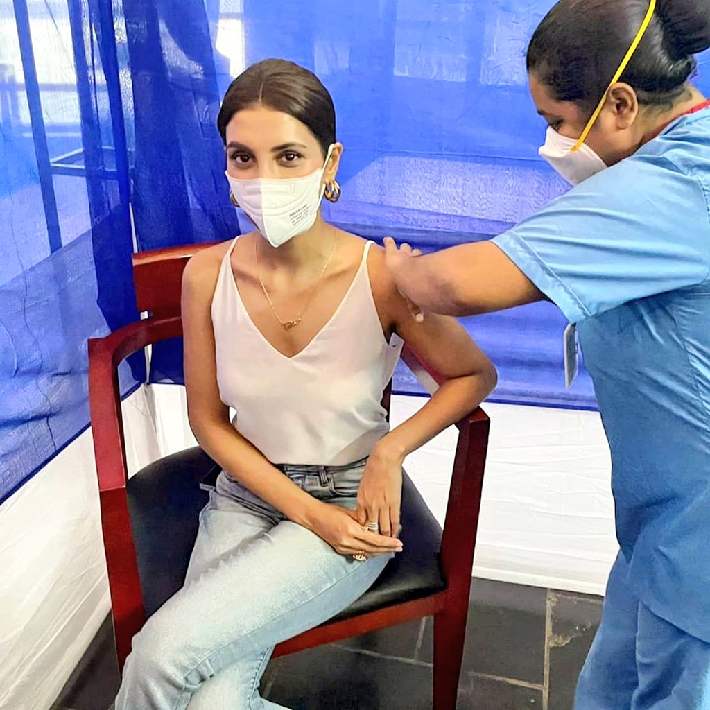 RukminiMaitr's tweet photo. The mandate "I Got Fully Vaccinated" post!💪🏻✊🏻
#2nddosedone💉✔️ #ɢᴇᴛᴠᴀᴄᴄɪɴᴀᴛᴇᴅ #HelpSpreadAwareness #FightThisPandemicTogether https://t.co/cq3tMpg3aT