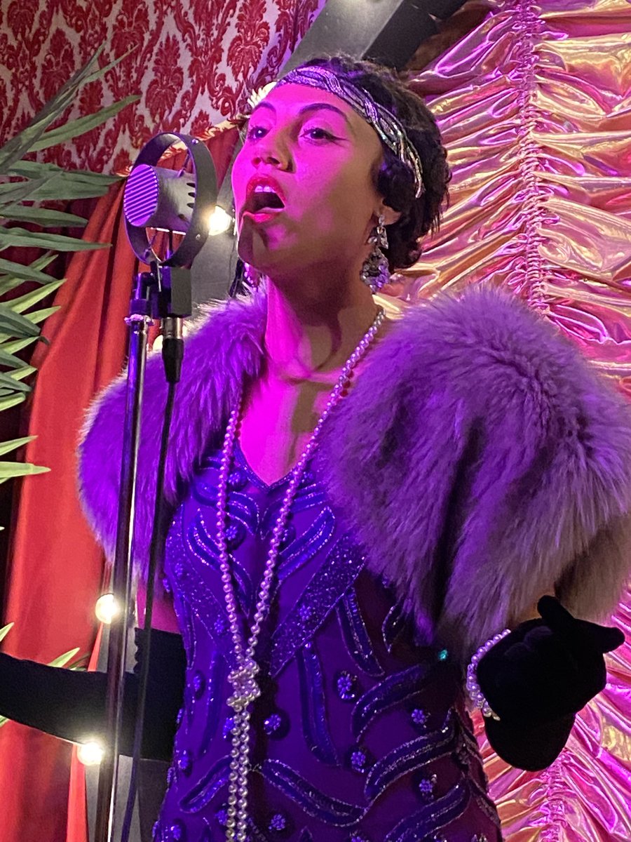 rachelbettelley's tweet photo. ⁦@DownTheHatchLDN⁩ well what an amazing night throwing away our English reserve the actors really made a memorable experience ending in a party in the Holiday Bar after. https://t.co/FEloqWZCKv