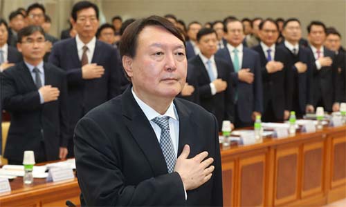 GObalnews's tweet photo. 김필성 변호사 “입시문제와 별개로 사모펀드 모두 무죄, 검찰의 수사권 남용 부분을 봐야”https://t.co/stiR7feWRt

마트는 #고발마트 https://t.co/rDj84qoaxd https://t.co/aBo8abcYgh