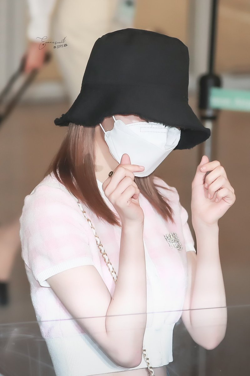 🐱20210827 Sakura🐱 
하트❤️‍🔥
<a href="/39saku_chan/">宮脇 咲良</a> 

#MiyawakiSakura #미야와키사쿠라 #宮脇咲良 #Sakura  
#IZONE   #아이즈원