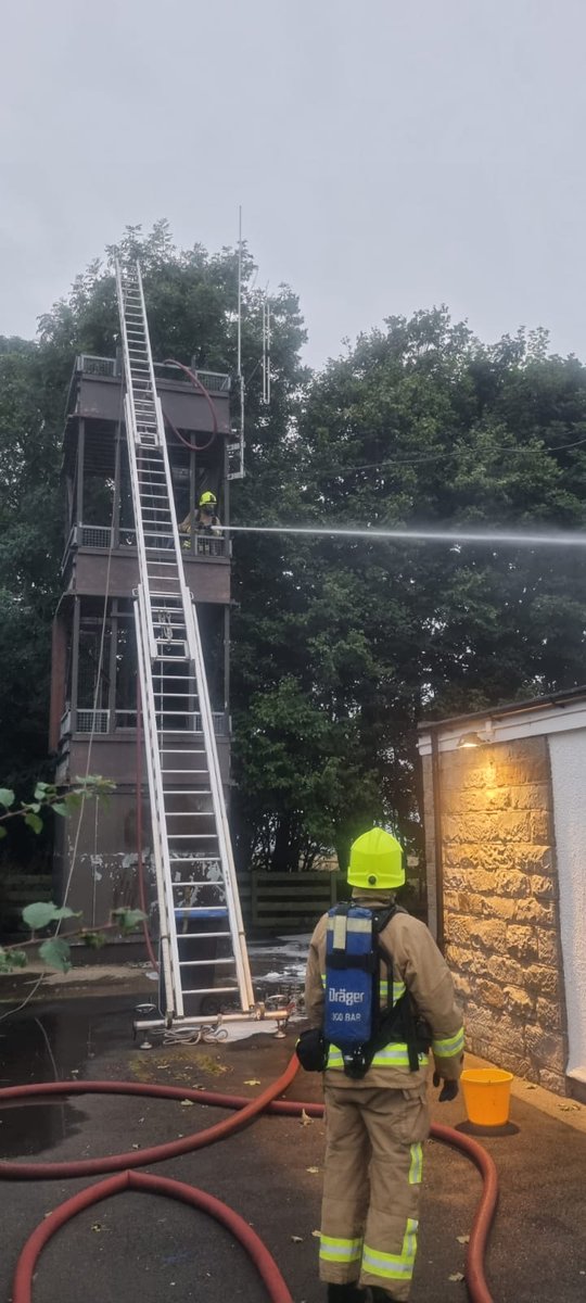 We had a good drill on Thursday evening, ladder pitched over an obstruction (a wheelie bin in this case), and water to the second floor of our drill tower. All whilst using breathing apparatus to simulate fire conditions. <a href="/NorthYorksFire/">North Yorkshire Fire & Rescue Service</a> @Sierra17NYFRS