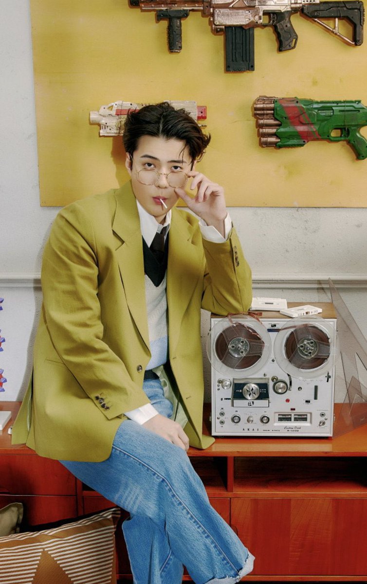exolmae9's tweet photo. [Breaking news] #EXO SEHUN is rumored to have a solo debut at the end of 2021!
@weareoneEXO https://t.co/LBjzyfceFs
