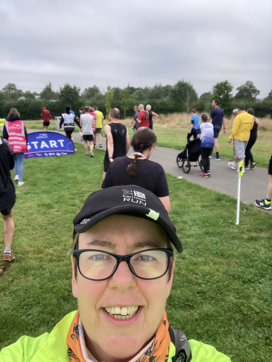 ClaireJSkinner's tweet image. Run to Oaklands @parkrunUK to volunteer. The friendliest parkrun in Brum! Just have to run pack too #mercercares
