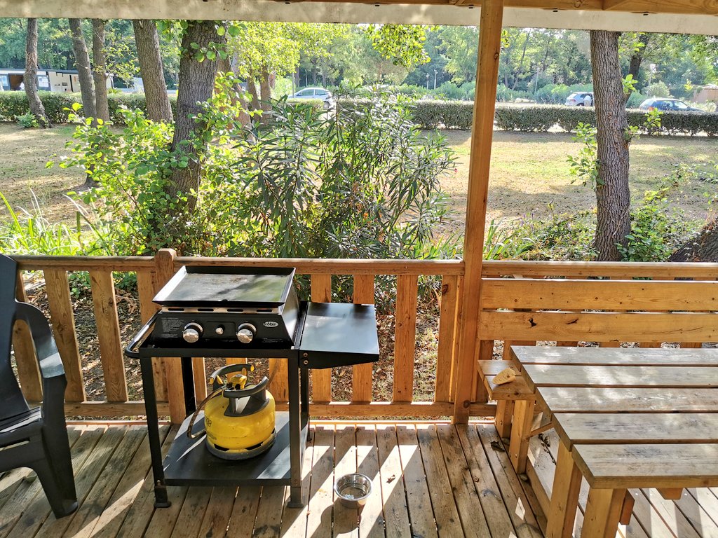 vadrouilleurs's tweet photo. Bien installés au Domaine d'Anghione, un camping #Tohapi situé à Castellare-di-Casinca qui sera donc notre base cette semaine pour découvrir la Haute-Corse 🙂
#corse #visitcorsica #tomorrowincorsica #corsica https://t.co/hLmmYjqN2Z