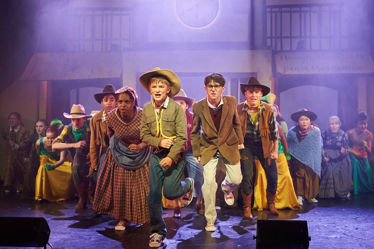 James_R_Moore's tweet photo. I’m not ready for it to be the last day of @NYMTuk’s #BillyTheKid today! 🥺 https://t.co/ssfY7UrFjC