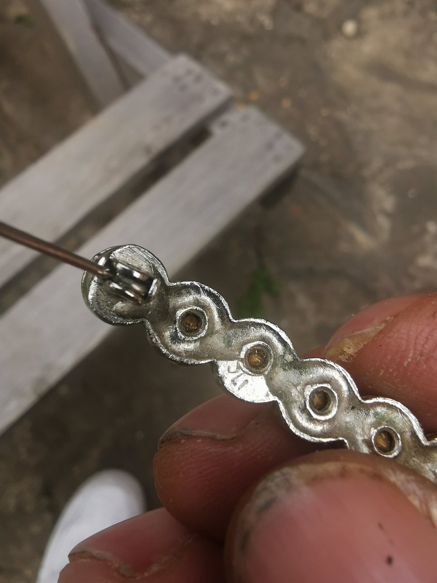 17c, gold or not????