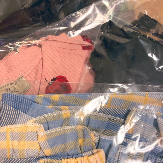こんばんは🧸❤️ 撮影で着ようと思っているルームウェアが届きました🎶 どれも可愛いくて最高🥺💭 https://t.co/7Krdrws5J4<a href="/tag/%E3%81%8F%E3%81%BE%E3%81%A1%E3%82%83%E3%82%93"class="tags"><span>#くまちゃん</span></a>