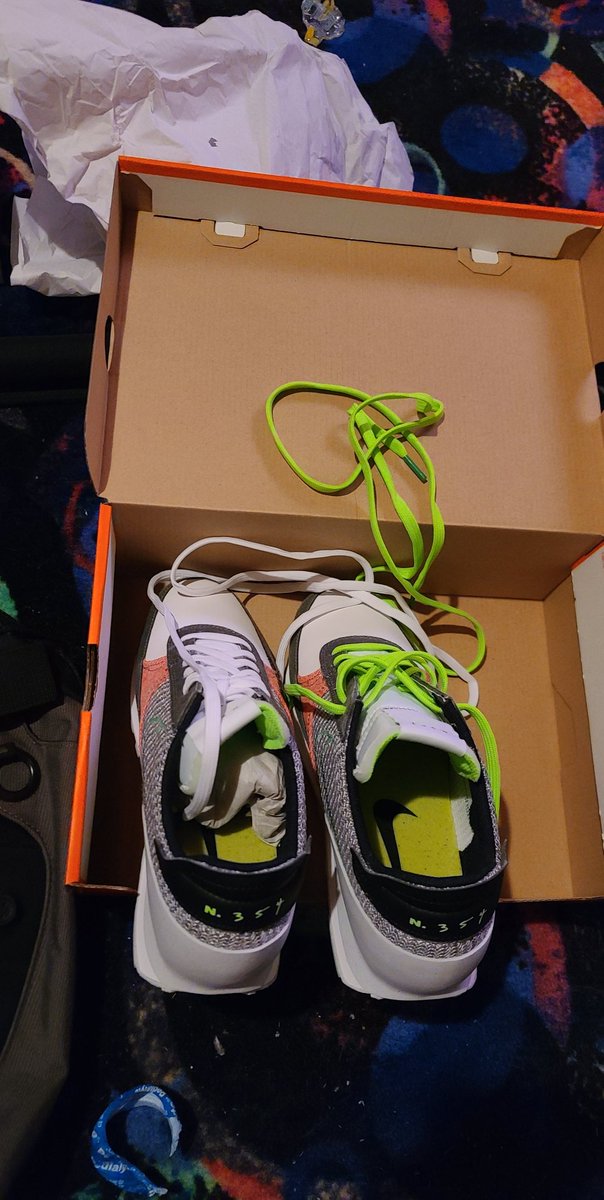 Hauser Bush tweet media