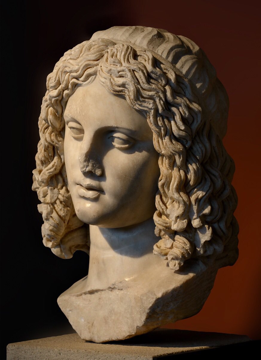 пифиада жена аристотеля. пифиада. македонский. пифиада. пифиада.