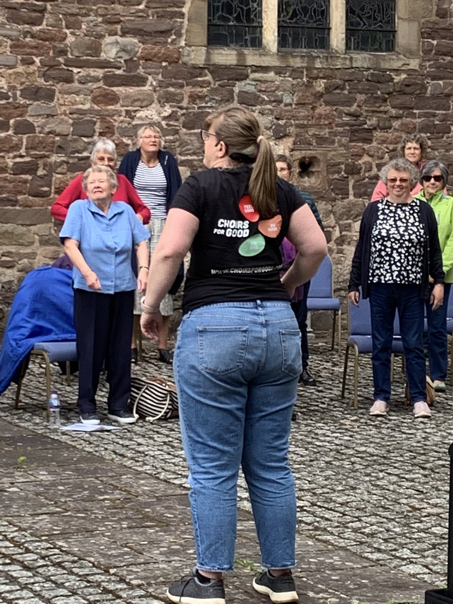 StMarysPriory's tweet photo. As well as excellent facilities & spaces for hire our outdoor spaces are equally fantastic. Here the Priory Courtyard is being used by @choirsforgood for their rehearsals! Get in touch with @TitheBarn if you want to hire space @ChurchinWales @MonmouthDCO https://t.co/PlQUCkAodR