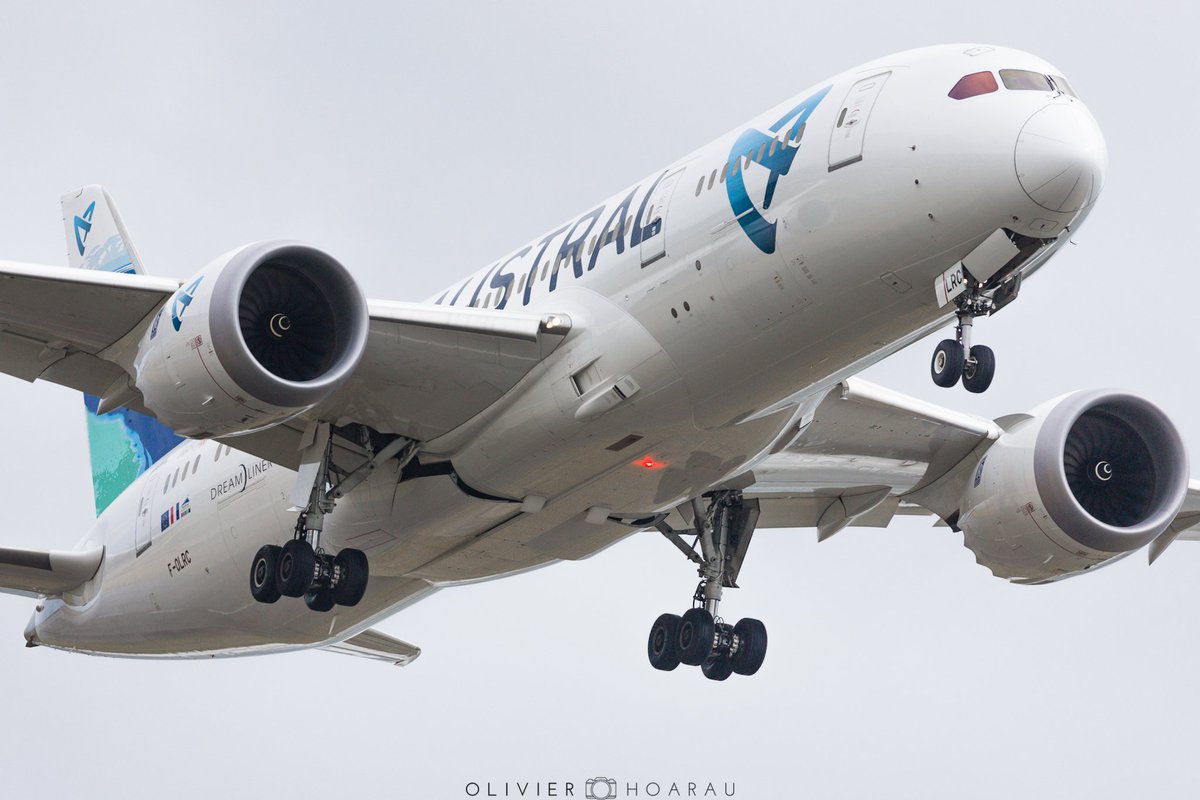 OlivierHoarau's tweet photo. ๐ท๐ช #FOLRC Dreamliner of @FlyAirAustral flying this morning from #LaReunion to #Dzaoudzi #Mayotte under the ๐ง๏ธ๐ง๏ธ #UU274
#AvGeek #dreamliner #b787 #airaustral #flyairaustral #aeroportrolandgarros https://t.co/vjs6D2zJ62