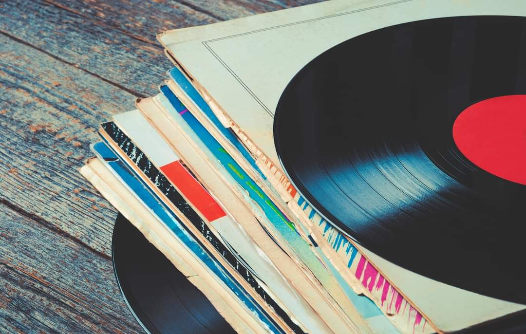 Join me from Midday on <a href="/LCRLincoln/">LCR FM 103.6</a> for a musical tribute to Don Everly, Charlie Watts and Brian Travers PLUS ideas of what's happening in Lincoln &amp; Beyond. AND Pub Singer Pete, WTF (What the Fact!) &amp; oodles of Surprise Songs 👍 
LISTEN: web-player.lcrlincoln.co.uk