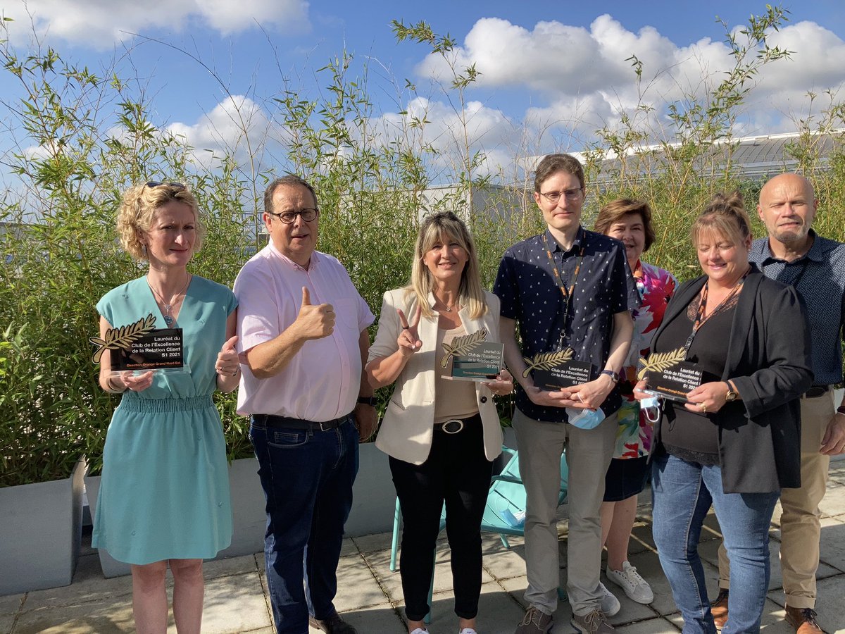 halbzajt's tweet image. Bravo à Vincent, Rachida, Guillaume, Sandrine, Fanny, Olfa et Apolline, nos premiers lauréats des trophées de l'excellence de la relation client #Orange. Merci pour votre engagement quotidien au service de nos clients au sein de l'USC Grand Nord-Est.
