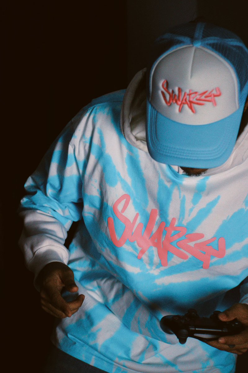 SwarzyBrand's tweet photo. Swarzy face boy 

#swarzy #swarzybrand #thaistreetwear #streetwear #review #soul4street #streetstyle #streetfashion https://t.co/pnVcc0xoW3